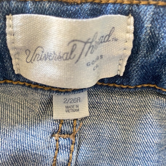 Universal Thread Jeans - Picture 3 of 4